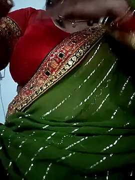 Snapshot of Neha-Bhabhi-Rasily chatting on September 29, 2025, 11:05 am Neha-Bhabhi-Rasily online show from September 29, 2025, 11:05 am