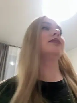 Snapshot of April_Vancee chatting on March 20, 2025, 3:04 pm April Vancee online show from March 20, 2025, 3:04 pm