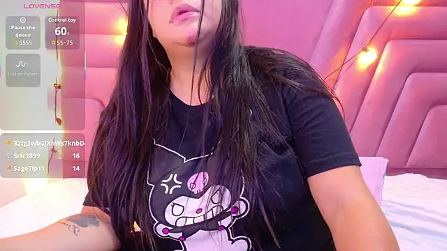 playfulcurvy online show from November 16, 2025, 7:51 pm