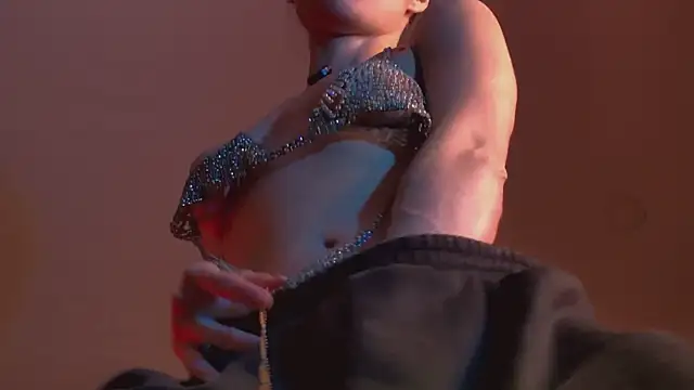 Amanda River online show from September 9, 2025, 8:46 am