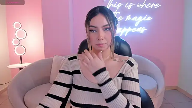 MaddisonCollins online show from December 21, 2025, 5:14 pm