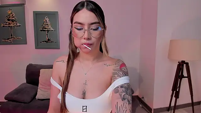 MaddisonCollins online show from November 14, 2025, 8:56 pm