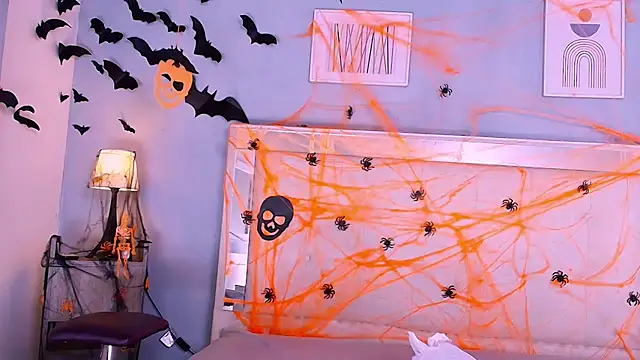 Emily Castillo 1 online show from October 31, 2025, 5:04 am