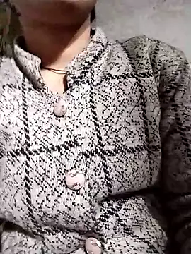 Maidangirl online show from December 3, 2025, 2:56 am