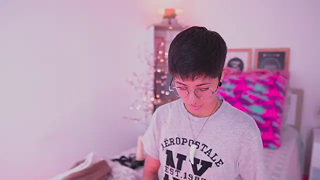 tommy blue online show from September 11, 2025, 1:16 am