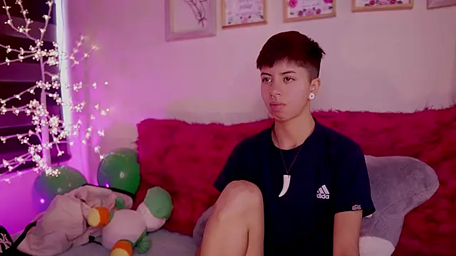 tommy blue online show from March 19, 2025, 3:40 pm