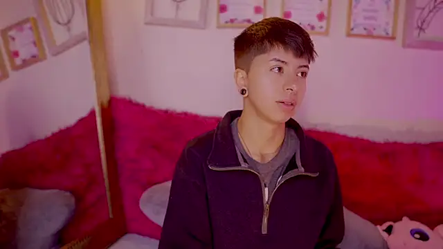 tommy blue online show from March 20, 2025, 12:54 pm