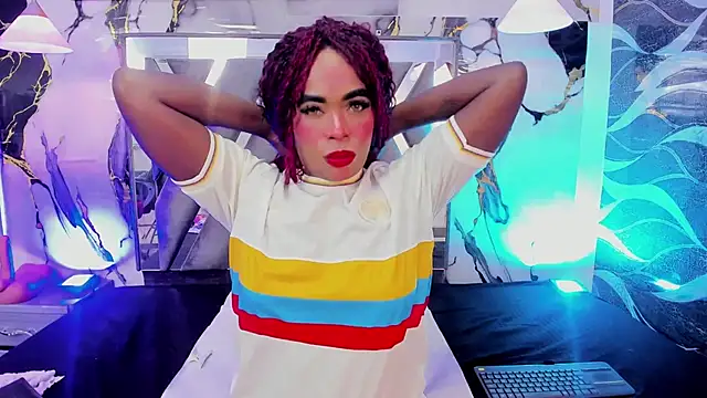 Snapshot of CandyMartinez_ chatting on June 5, 2026, 9:09 pm CandyMartinez online show from June 5, 2026, 9:09 pm