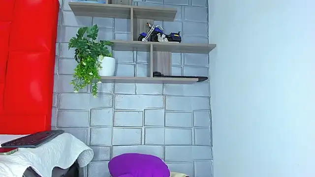 Taylorr evans online show from March 4, 2026, 2:25 pm