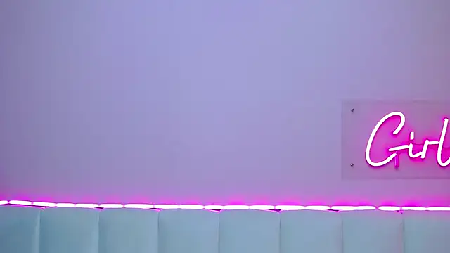 Snapshot of Eliss_Shyyo chatting on March 15, 2025, 9:41 am Eliss Shyyo online show from March 15, 2025, 9:41 am