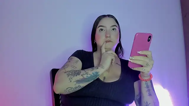 Celestte online show from March 29, 2026, 7:43 am