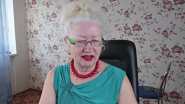 Snapshot of Maya_Mayflower chatting on September 12, 2025, 3:50 am Maya Mayflower online show from September 12, 2025, 3:50 am