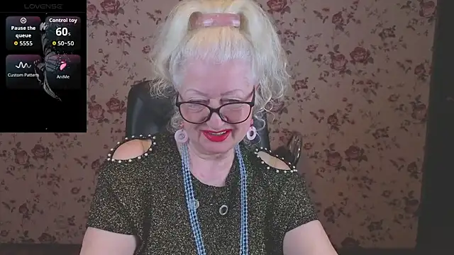 Maya Mayflower online show from April 20, 2026, 3:09 am