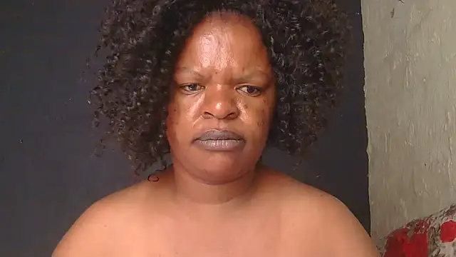 Snapshot of ebony_rose11 chatting on November 26, 2025, 6:02 am ebony rose11 online show from November 26, 2025, 6:02 am