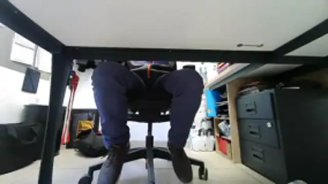 Snapshot of GM51-1988 chatting on February 20, 2026, 4:09 pm GM51-1988 online show from February 20, 2026, 4:09 pm