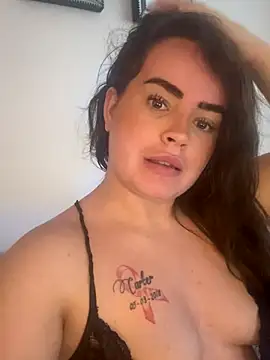 Sophie 23XX online show from December 20, 2025, 11:46 am