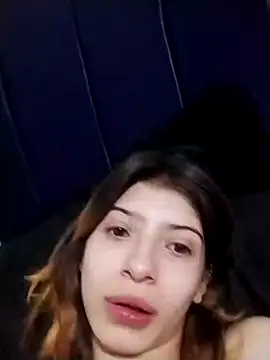 KratosAfroditacs online show from October 3, 2025, 7:59 pm