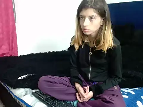 KratosAfroditacs online show from February 6, 2026, 9:44 pm