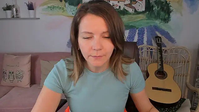 NicoleHitman online show from March 3, 2025, 1:56 pm