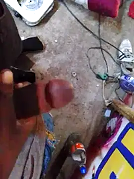 iphoneuser online show from August 2, 2026, 6:23 am