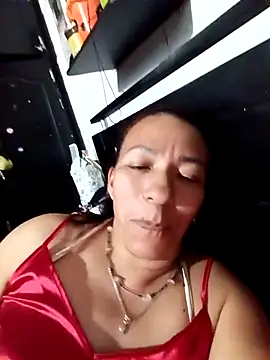 Snapshot of Antonela45 chatting on November 5, 2025, 1:42 am Antonela45 online show from November 5, 2025, 1:42 am