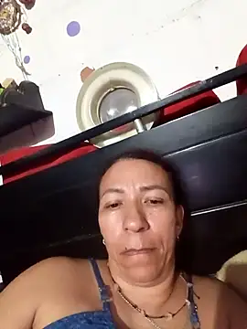 Snapshot of Antonela45 chatting on November 18, 2025, 12:48 am Antonela45 online show from November 18, 2025, 12:48 am