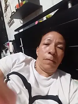Snapshot of Antonela45 chatting on June 23, 2026, 1:58 am Antonela45 online show from June 23, 2026, 1:58 am