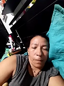 Snapshot of Antonela45 chatting on May 5, 2026, 12:57 am Antonela45 online show from May 5, 2026, 12:57 am