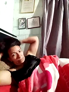 Snapshot of Antonela45 chatting on October 1, 2025, 12:16 am Antonela45 online show from October 1, 2025, 12:16 am