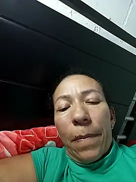 Snapshot of Antonela45 chatting on March 21, 2025, 1:13 am Antonela45 online show from March 21, 2025, 1:13 am