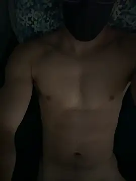 Snapshot of maxx777 chatting on February 15, 2026, 10:52 pm maxx777 online show from February 15, 2026, 10:52 pm