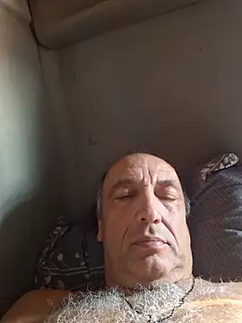 aleksis1313 online show from October 18, 2025, 9:22 am