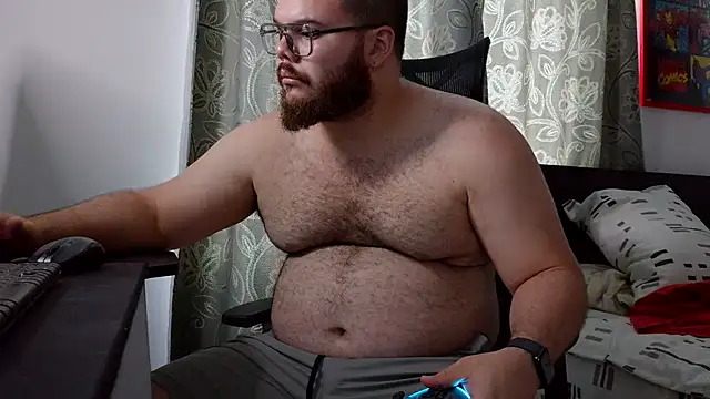 Snapshot of Edmund98 chatting on February 8, 2026, 6:49 pm Edmund98 online show from February 8, 2026, 6:49 pm