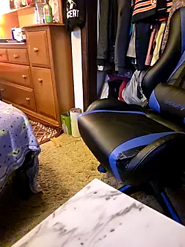 smooothbb online show from November 1, 2025, 9:19 pm