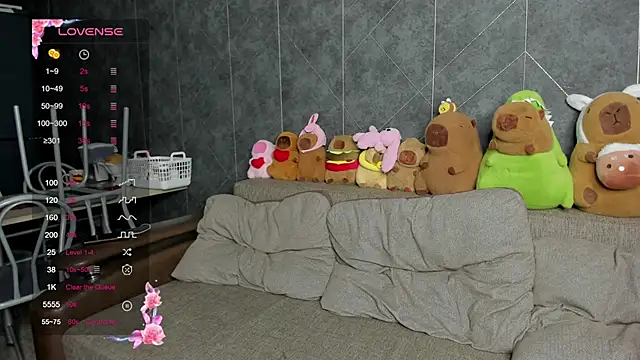 EvaTheHeart online show from April 12, 2026, 2:48 am