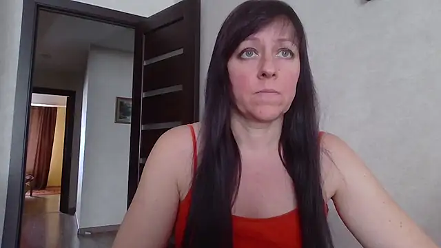 Snapshot of CarolinaReaperRed chatting on February 6, 2026, 10:11 am CarolinaReaperRed online show from February 6, 2026, 10:11 am