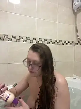 Snapshot of coupleajcc chatting on February 22, 2026, 8:21 pm coupleajcc online show from February 22, 2026, 8:21 pm