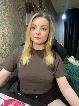 Snapshot of Lina_ly chatting on March 19, 2025, 8:32 pm Lina ly online show from March 19, 2025, 8:32 pm