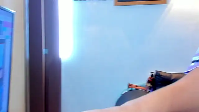 Snapshot of Sasha_rd chatting on February 3, 2026, 1:05 pm Sasha rd online show from February 3, 2026, 1:05 pm