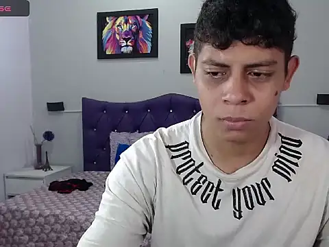 Snapshot of Alejandroo_22 chatting on September 22, 2025, 1:50 pm Alejandroo 22 online show from September 22, 2025, 1:50 pm