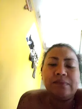 Ariana Rodriguez online show from November 6, 2025, 2:54 pm