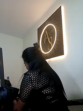 Snapshot of Ariana_Rodriguez chatting on April 19, 2026, 4:52 pm Ariana Rodriguez online show from April 19, 2026, 4:52 pm