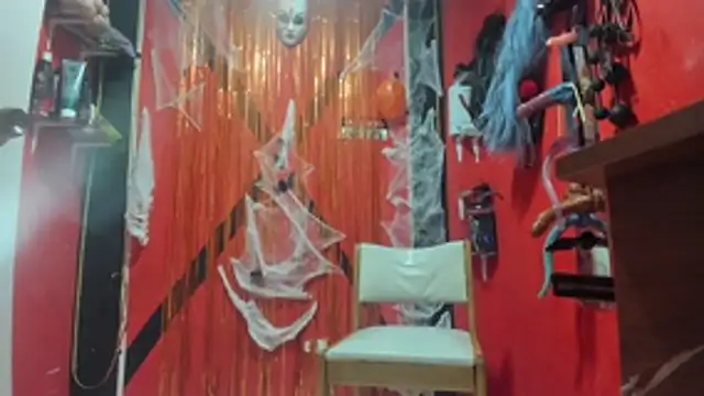 emma morgan 1 online show from October 28, 2025, 10:36 am