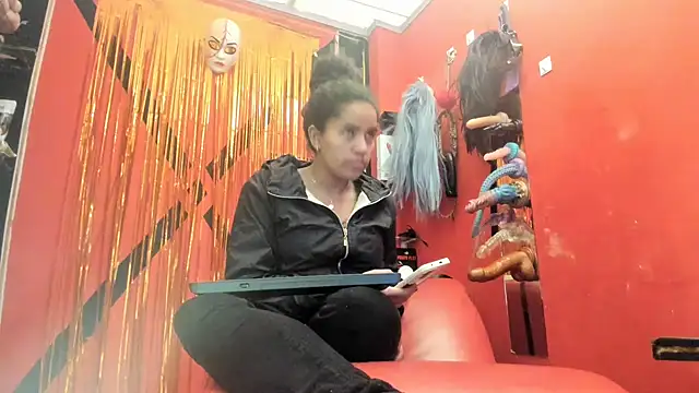 emma morgan 1 online show from November 8, 2025, 1:03 pm