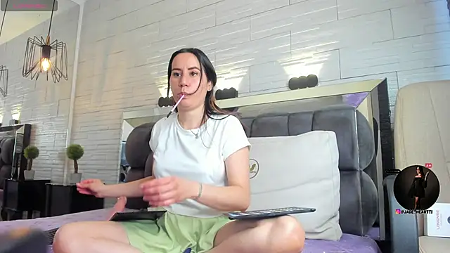 Snapshot of jade_heartt chatting on November 29, 2025, 6:52 pm jade heartt online show from November 29, 2025, 6:52 pm