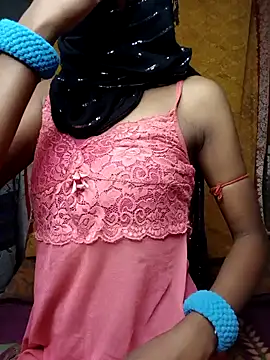 Cutesoma01 online show from October 24, 2025, 5:01 pm