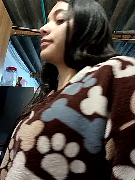 Valen Person online show from October 4, 2025, 9:33 am