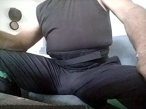 coolbrady17 online show from September 23, 2025, 7:48 am