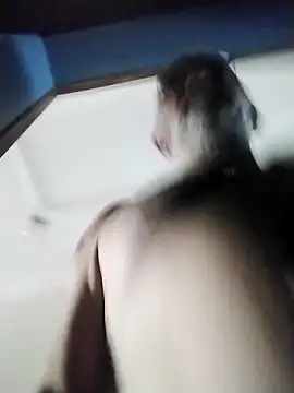 coolbrady17 online show from September 19, 2025, 5:22 am