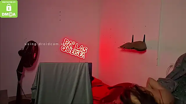 Snapshot of incubus2sucubus chatting on October 22, 2025, 4:28 pm incubus2sucubus online show from October 22, 2025, 4:28 pm